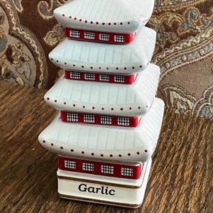 Danbury Mint Spices of the World - Garlic